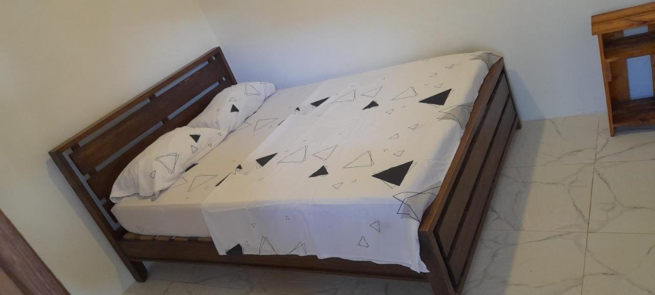 Hermoso بالومينو المظهر الخارجي الصورة